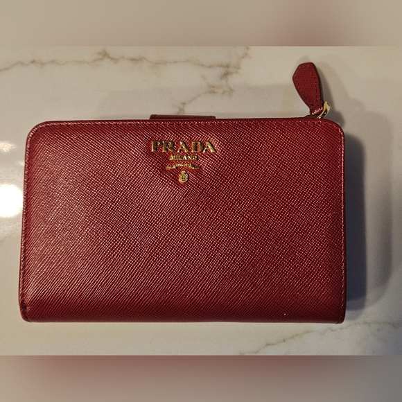 EUC PRADA WALLET - Picture 1 of 16